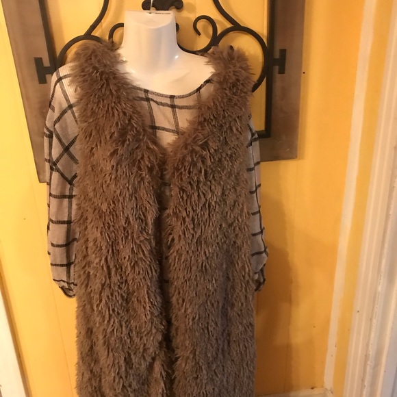 Cardigans - Picture 3 of 3